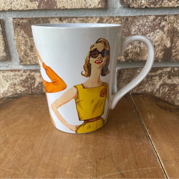 Simplicity Patterns Mug Retro Look Beautiful Condition! - Picture 3 of 6